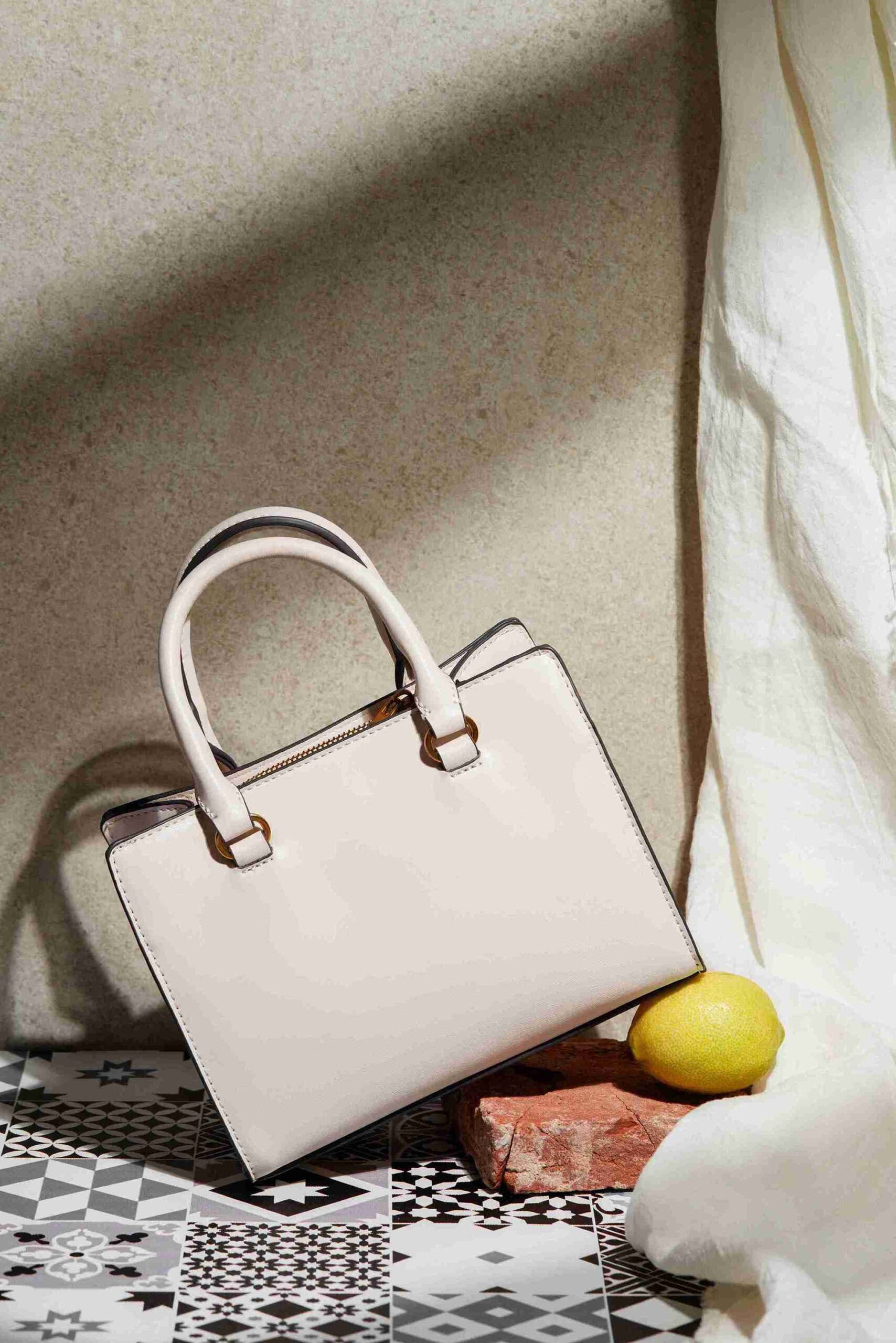 bag as white as snow